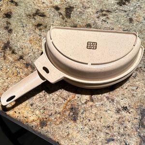 vintage LittonWare Omelet Pan